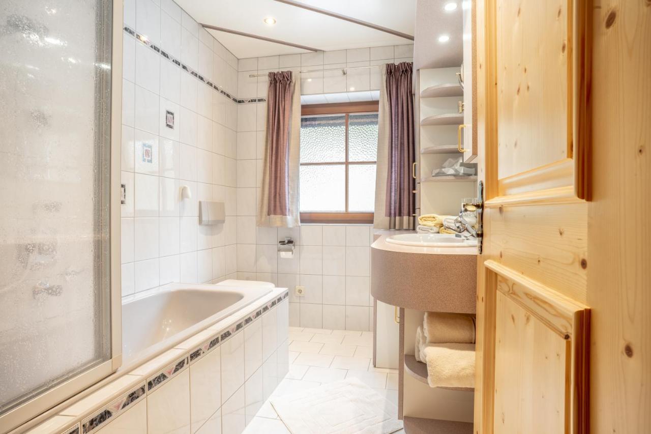 Saxerhof Apartment Schmirn ภายนอก รูปภาพ